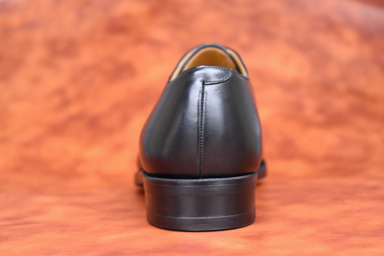 “5641R” Punched Cap Toe, Black Dress Shoes, Goodyear welted, US size 5 1/2 ~ 10