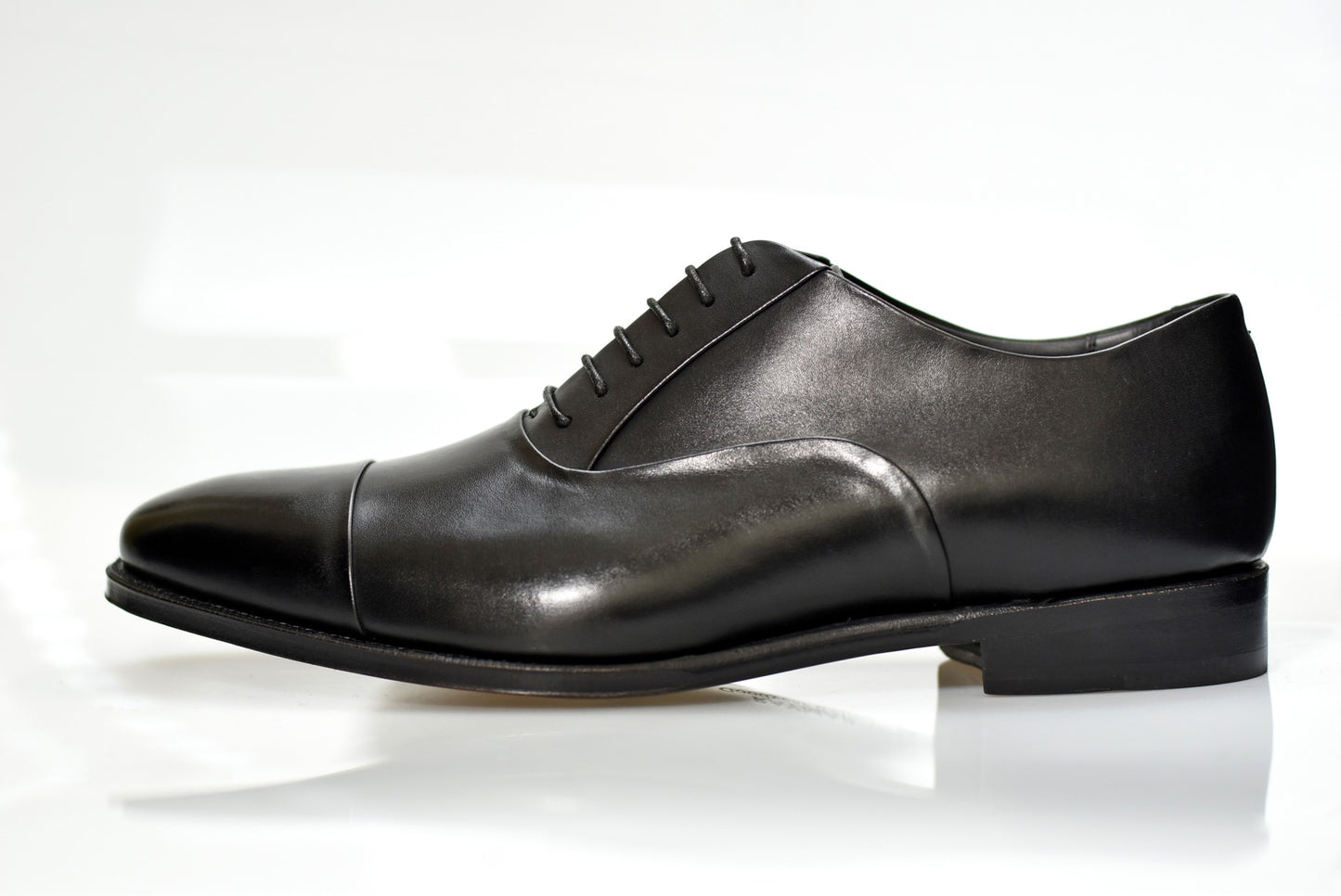 “Trea” Cap toe with reverso seams, Black Dress Shoes, Annonay Vegano, Goodyear welted, US size 5 1/2 ~ 10
