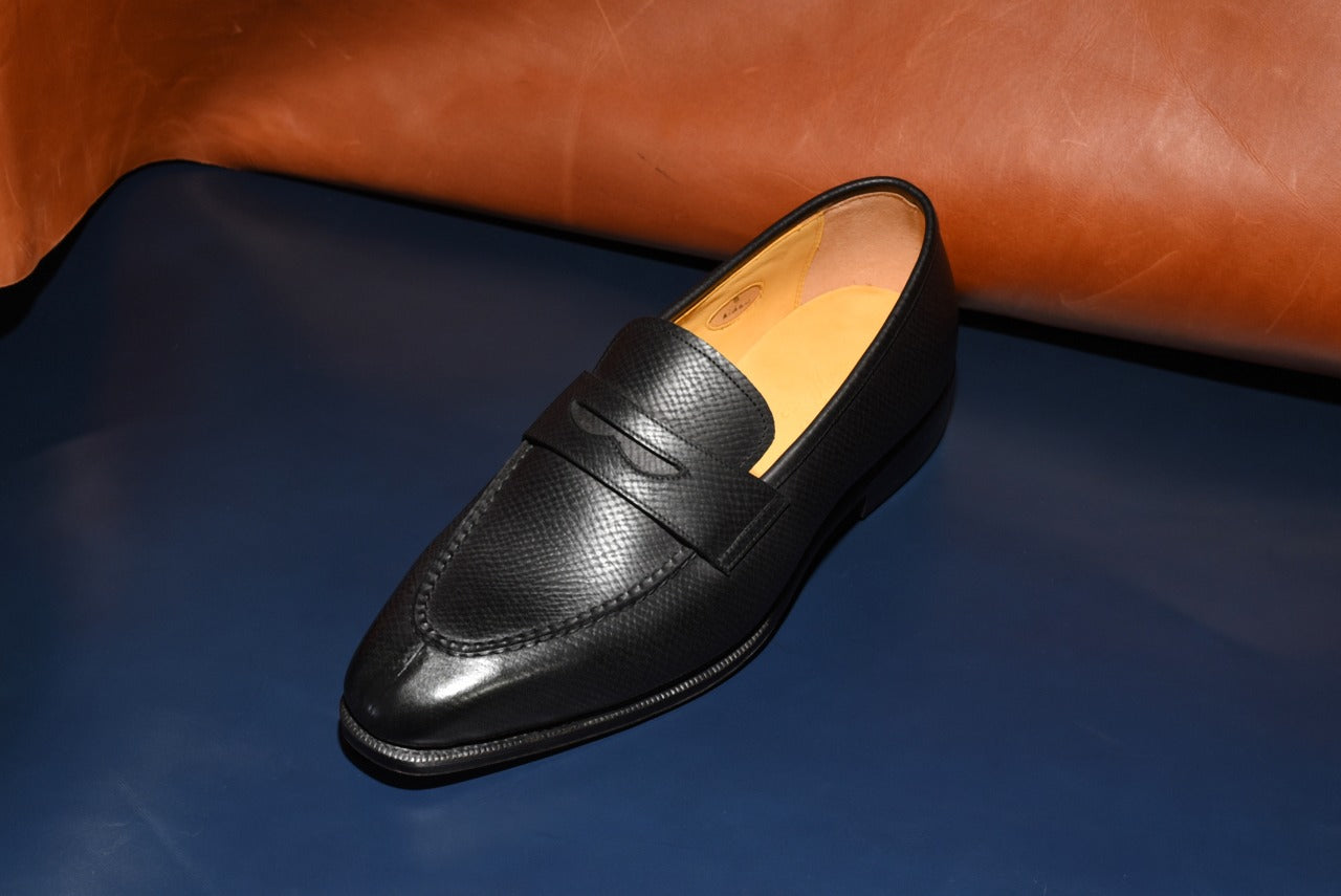 “Aiden” Split Toe Penny Loafer, Black Dress Shoes, Horween Hatch Grain, Hand welted, US size 5 1/2 ~ 10