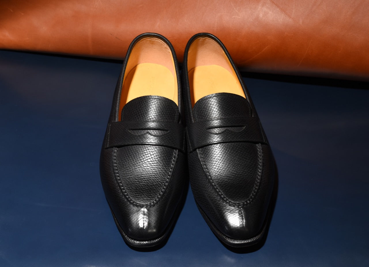 “Aiden” Split Toe Penny Loafer, Black Dress Shoes, Horween Hatch Grain, Hand welted, US size 5 1/2 ~ 10